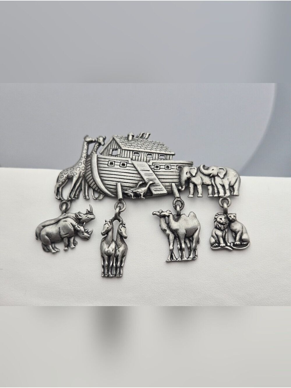 Vintage JJ Jonette Noah’s Ark Brooch Pewter Animal Dangle Pin Signed
